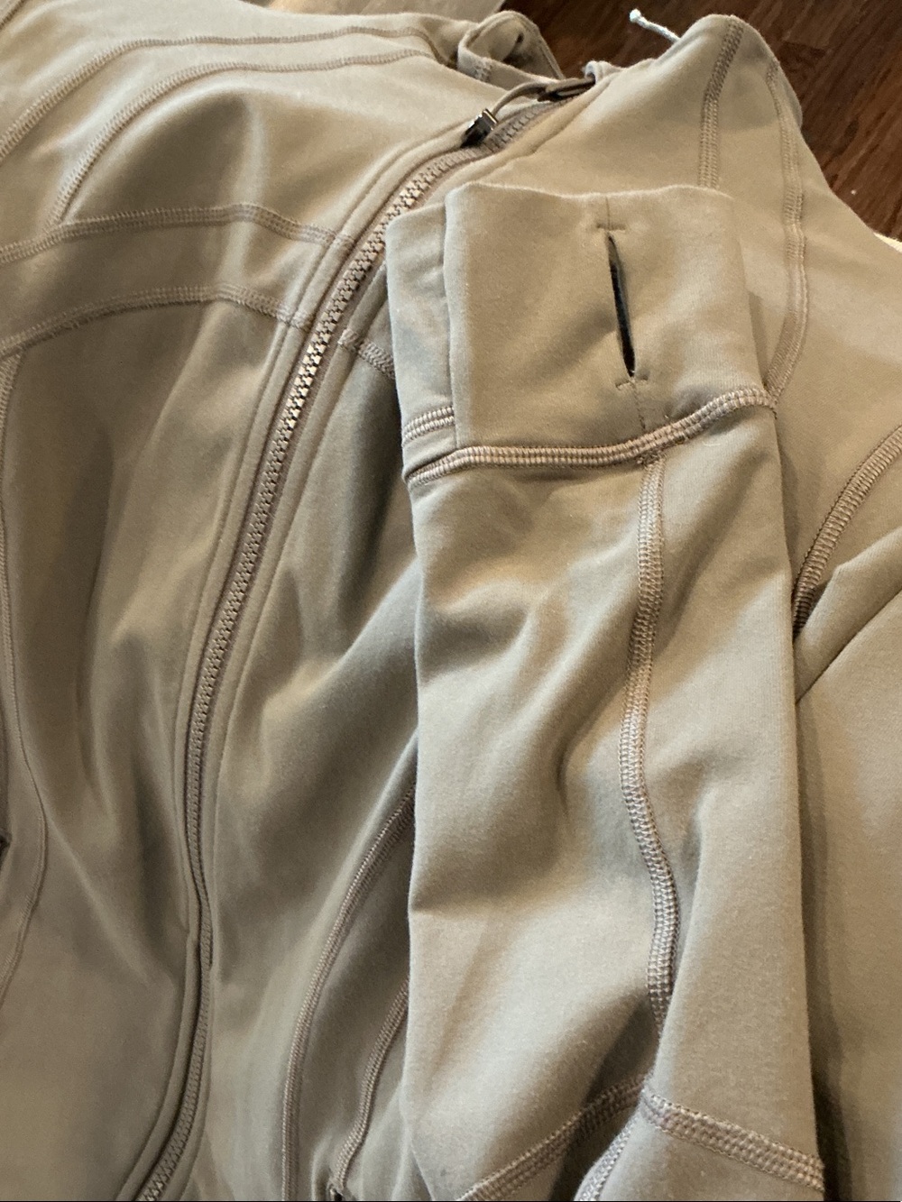 lululemon athletica define nomad jacket like new size 10 - Picture 4 of 4